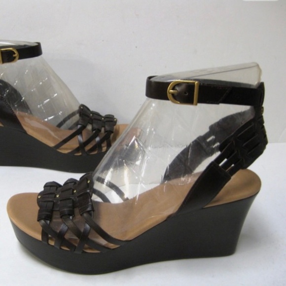 UGG Farrah Wedge Leather Sandal in Brown - Picture 1 of 3